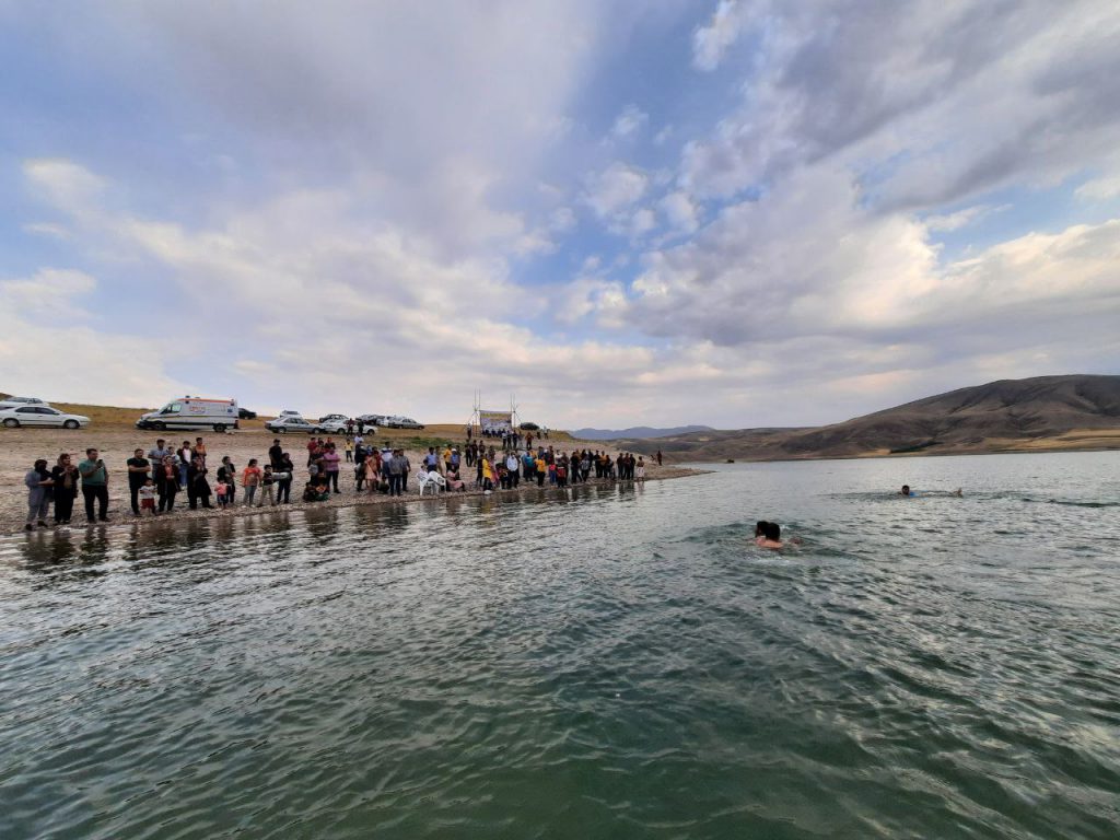 برگزاری ششمین دوره مسابقات شنای آب‌های آزاد منطقه ارسباران در اهر