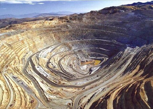 آذربایجان شرقی رتبه اول ذخایر معدنی و دارای بیش از ۴۰۰ معدن فعال