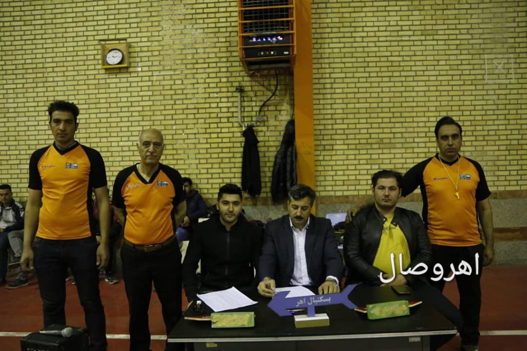برگزاری دور اول مسابقات بسکتبال جام رمضان در اهر/تعویض روغن صحرا مقام اول دور نخست مسابقات را کسب کرد